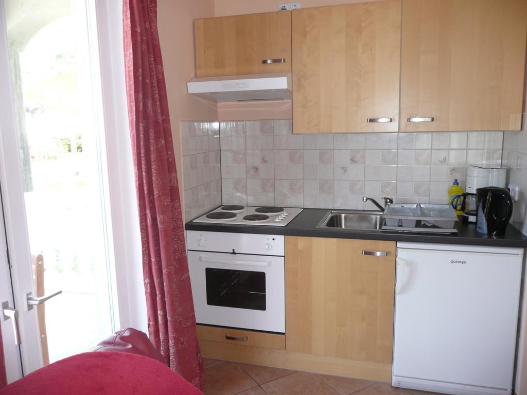Apartments Rafaela Barbat na Rabu Eksteriør billede