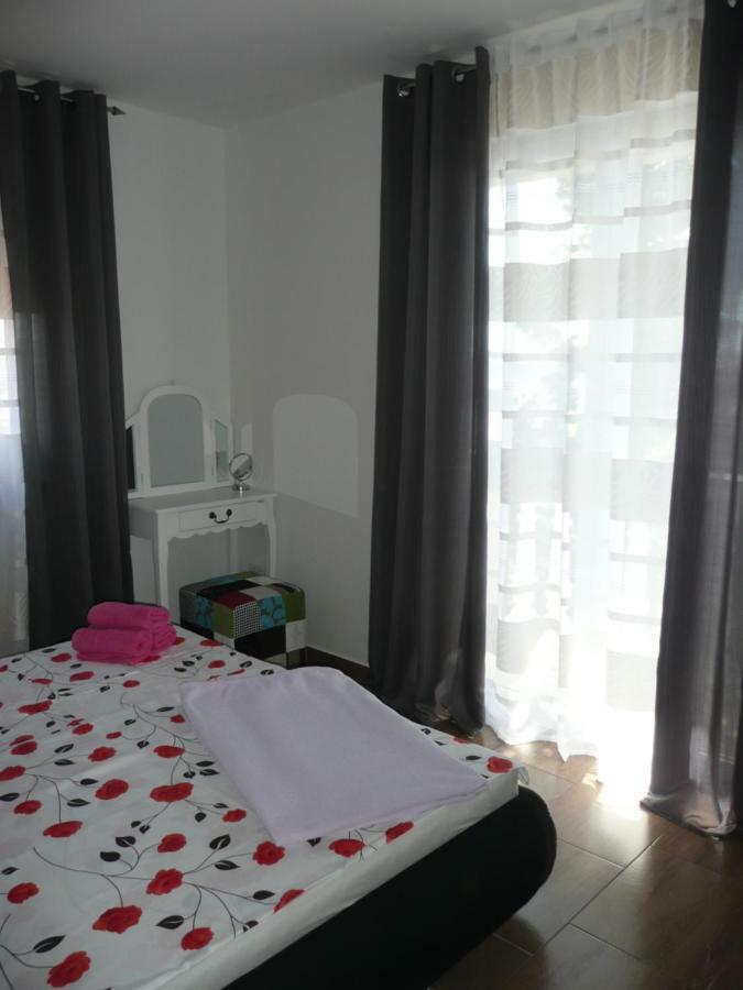 Apartments Rafaela Barbat na Rabu Eksteriør billede